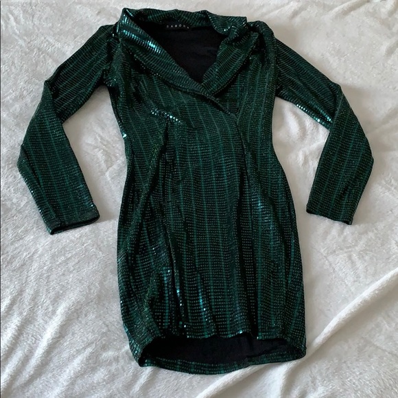 Dress - Picture 2 of 4